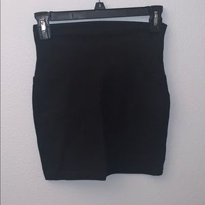 Tight high waited mini skirt